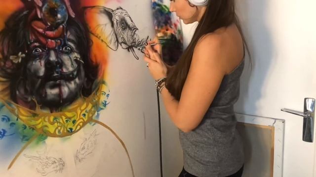 La création du « Délire à la Dali » par Ekaterina Cherkasova смотреть онлайн