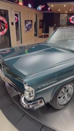 Это классика Pontiac Catalina 1963 года