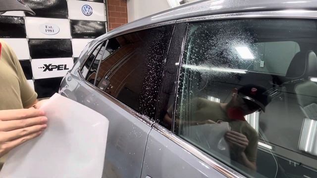 Piano Black Trim Wrap | Protecting the VW Atlas Sport with PPF смотреть онлайн