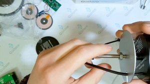 Встраиваемая беспроводная зарядка Планета Венера