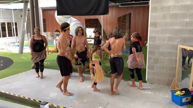 Mosquito Dance taught by Auntie Deidre Currie смотреть онлайн