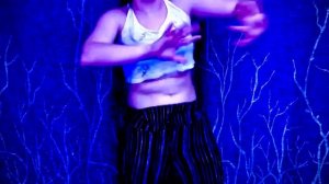 Belly Rolls to “Hush”