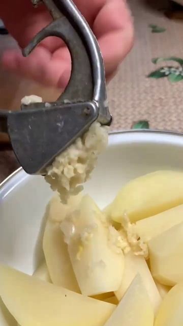 СВИНАЯ РУЛЬКА В ДУХОВКЕ очень простой рецепт #food смотреть онлайн