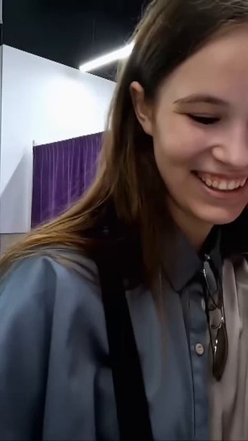 Павел Воля и Татьяна Бакальчук работают на ПВЗ Wildberries смотреть онлайн