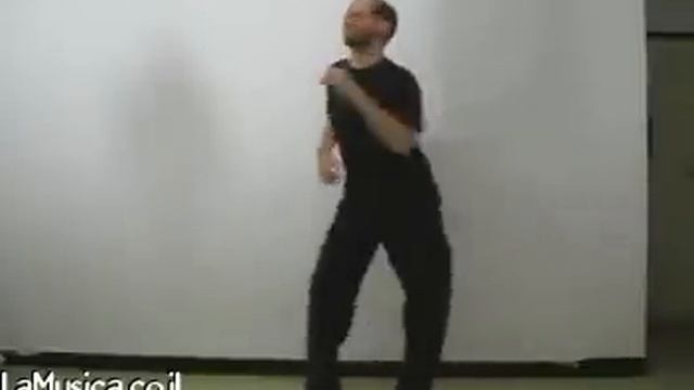 Salsa basics - Basic Step 3 (Cumbia step) смотреть онлайн