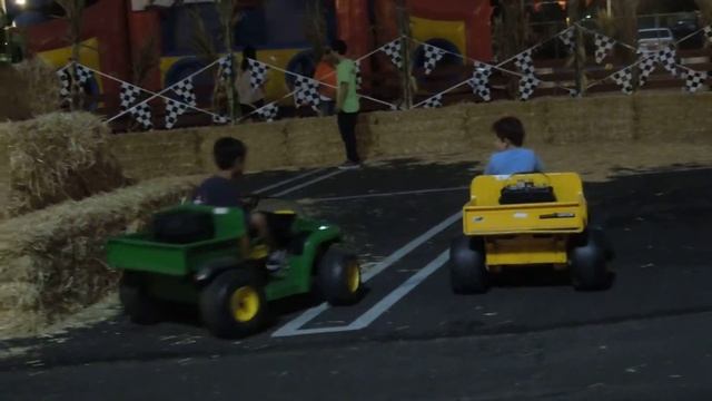 video Gio dirigindo смотреть онлайн