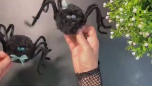 Своими руками декор на Хэллоуин. Паук 🕷️ из пряжи и синельной проволоки 🕷️🕸️