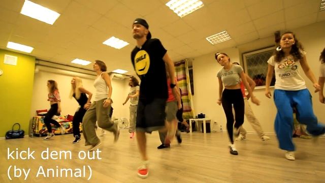 Dancehall class for beginners by Pasha Trutnev in NRG studio, oct. 2012 смотреть онлайн