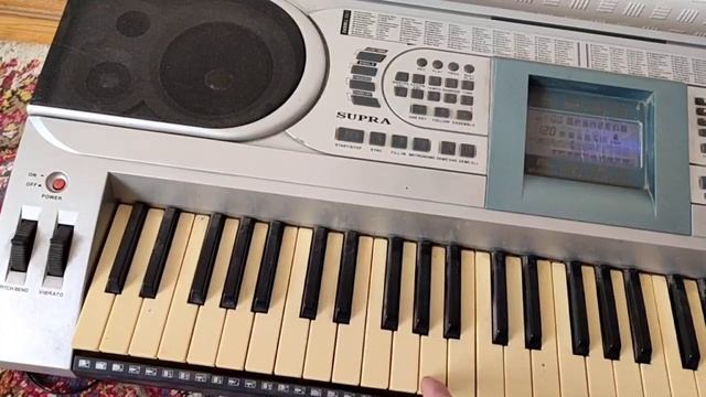 синтезатор