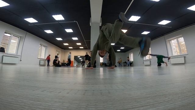 Boom vs Boomboxer | #BBOYLIFESTYLE смотреть онлайн