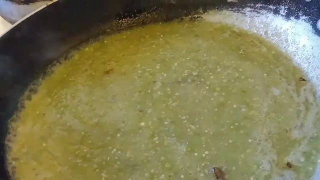 Pollo en salsa verde смотреть онлайн