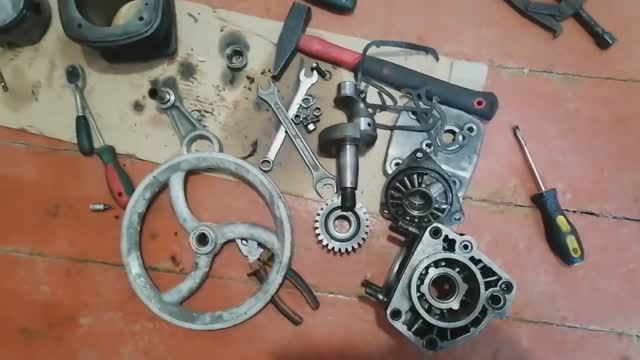 Переделка одноцилиндрового компрессора Камаз. Начало. смотреть онлайн