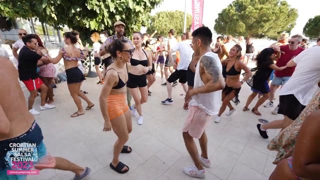 Nerea & Jose Alejandro - Salsa social dancing | Croatian Summer Salsa Festival 2023 смотреть онлайн