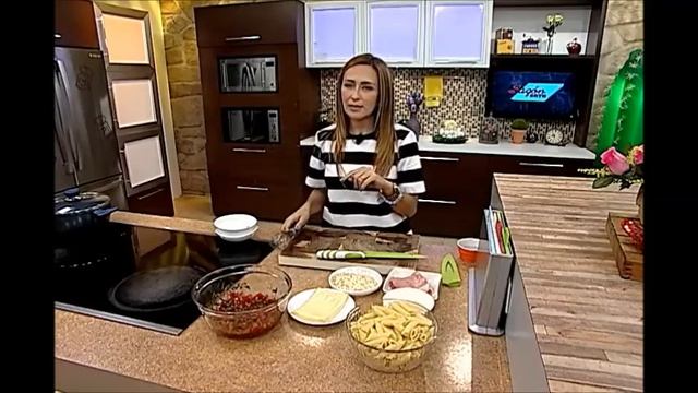 Receta para preparar Pasta en Salsa Fresca смотреть онлайн