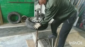 Самодельная шиномонтажная стойка из металлолома.