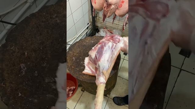 Разделка мяса￼ Свинина задняя нога￼ смотреть онлайн