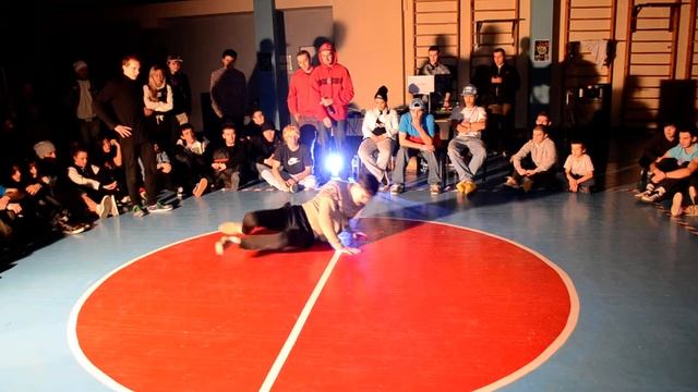 "ART OLYMP. Ready..." 1/2 final Break dance Chezhin vs Zapy vs Kaban смотреть онлайн