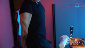 Бустер показал пресс прямо на стриме💪🏻🤯😳