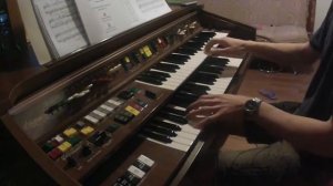 Writing's On The Wall (из James Bond Spectre) - кавер на электрооргане