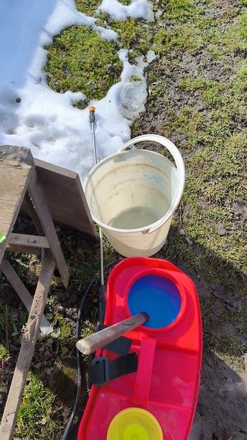 чем обработать сад ранней весной