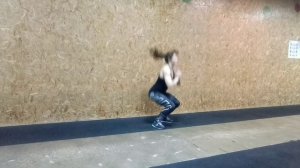 Выпрыгивающие приседания