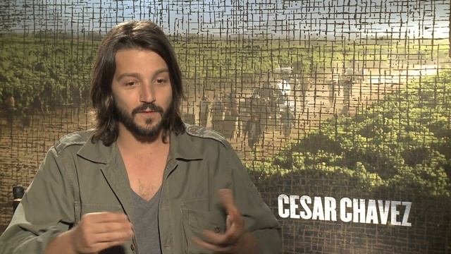 Diego Luna Interview - Cesar Chavez