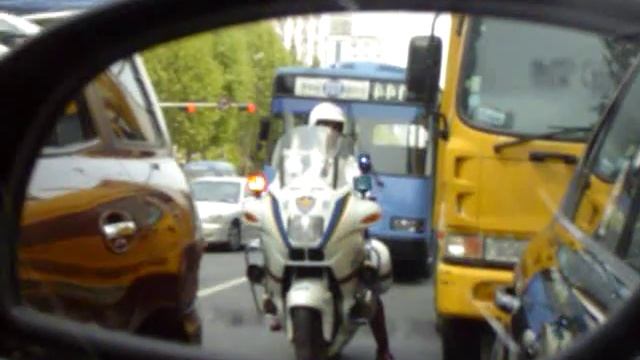 BMW R1100RT Police Motorcycle in Seoul, South Korea смотреть онлайн