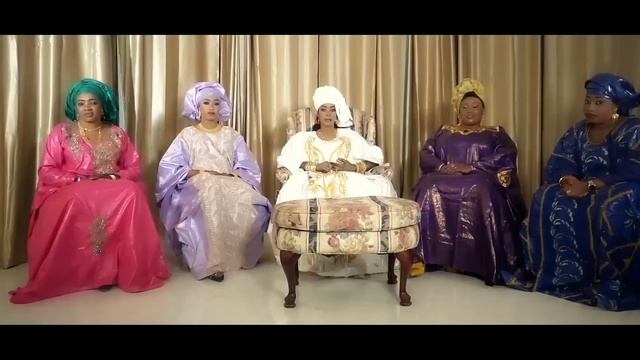 NABINTOU DIAKITE NALOMA Clip Officiel смотреть онлайн