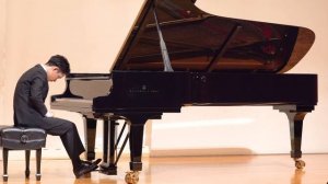 Debussy: Suite Bergamasque, Ryo Terukina pianist