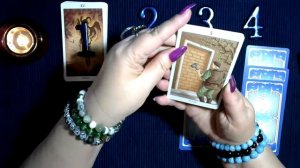 Позвонит ли он в течении недели ? Общий  расклад Таро #29