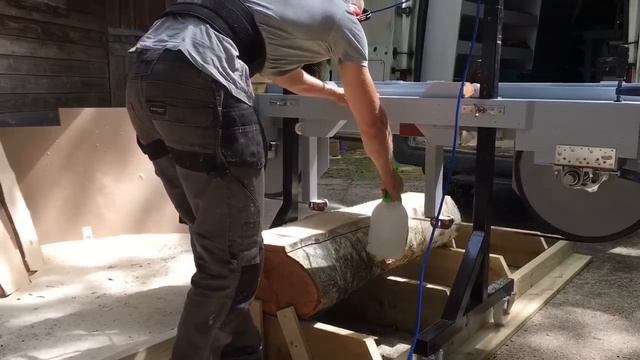 Building a bandsaw mill part 5. More test cuts смотреть онлайн