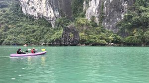 Vietnam                                                              (Johnny Wright - Hello Vietnam