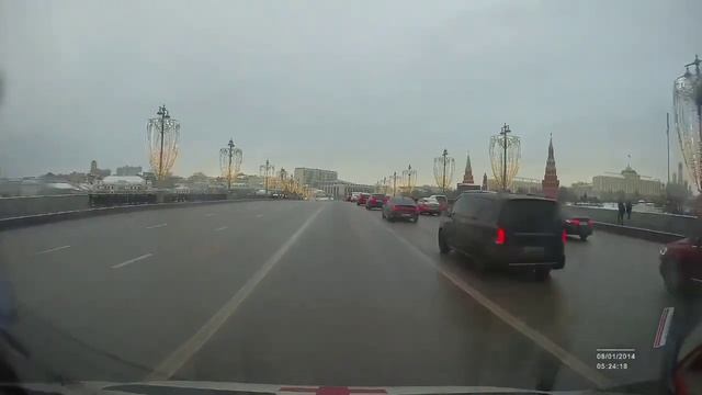 Москва из кабины "скорой помощи" смотреть онлайн