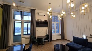 Квартира с дизайнерским ремонтом, мебелью, техникой и 2ым этажом в ЖК бизнес-класса Сердце столицы