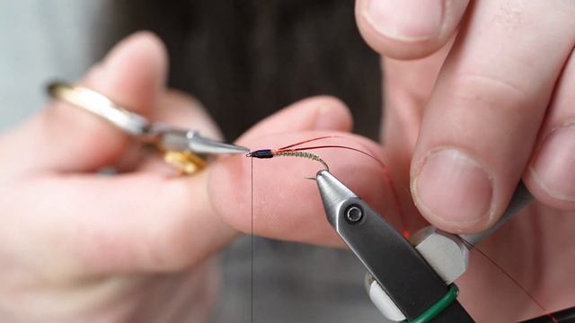Tak's Crystal Chironomid | FLY TYING TUTORIAL смотреть онлайн