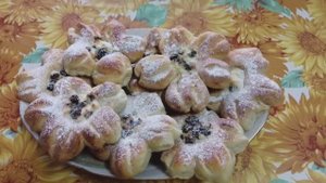 Ватрушки с Творогом и Изюмом! Пышное Тесто за 2 часа!