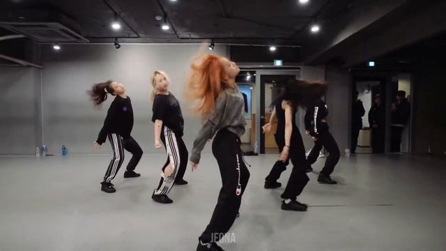 Mirrored Bun Up the Dance - Dillon Francis Skrillex  Yeji Kim Choreography