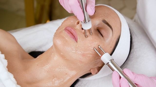 🔬 Как убрать носогубные складки? Косметолог на модели покажет эффективные методы. Носогубные складк