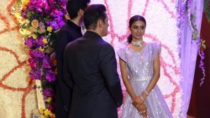 Salman Khan & Iulia Vantur Attend Sooraj Barjatya’s Son's Wedding Together | Cute Couple Moments