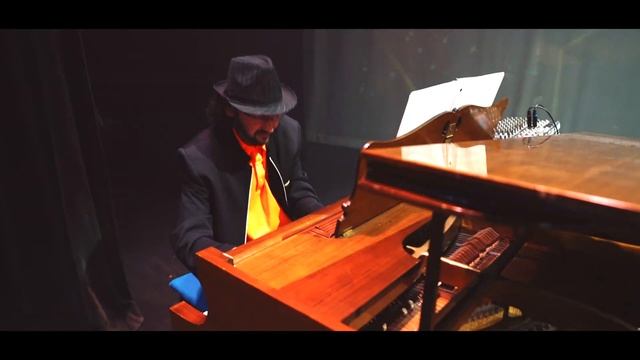 "Новый Свет Америка" / Александр Бутов