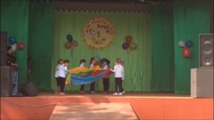 Работа на музыкальном занятии с парашютом