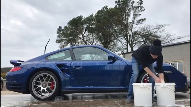 How to safely wash your car paint using a 911 turbo смотреть онлайн