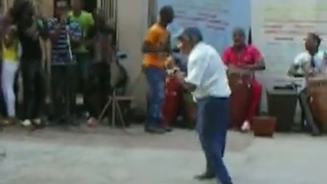 Peña de Rumba. Rumba de la calle. La Habana Vieja (Cuba 2010) смотреть онлайн