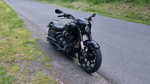 Yamaha xvs 950 midnight star 4K
