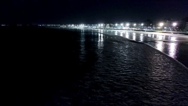 VÔO NOTURNO - PRAIA DO FORTE - RJ - 4K - FIMI X8 SE 2022 смотреть онлайн