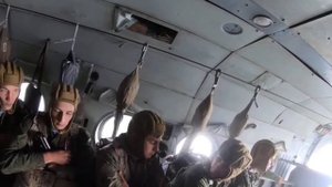 Прыжки с парашютом в 38 одшбр 🇧🇾 из вертолета МИ-8