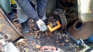 Как снять колесную шпильку на ГАЗоне.