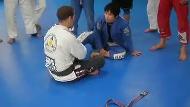 korea bjj (jonfranklbjj) gi closed guard pass 5 смотреть онлайн