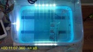 Травление печатной платы в персульфате аммония. Ускоренная сьёмка