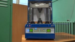 Испытание стального образца на растяжение